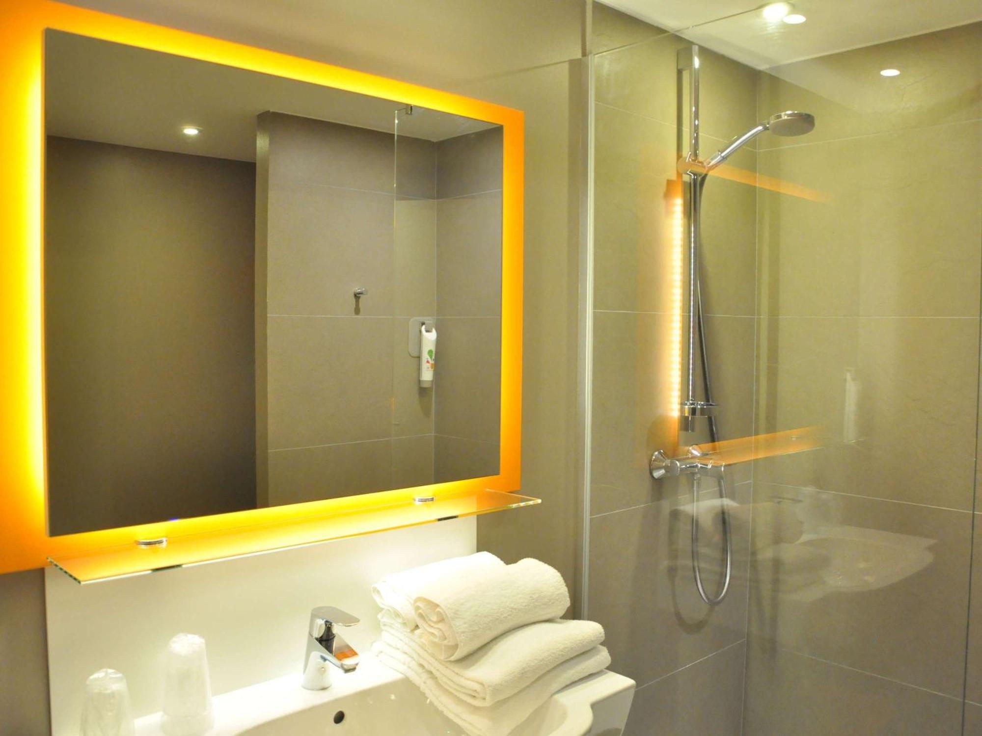 Ibis Styles Gien Hotell Eksteriør bilde