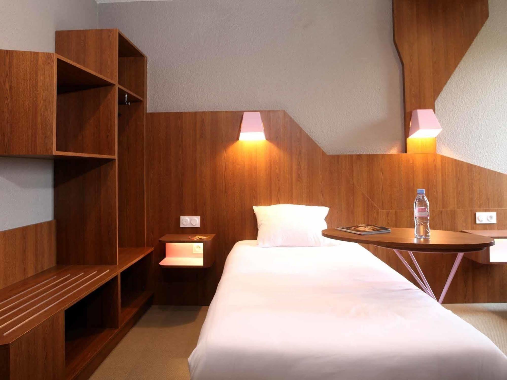 Ibis Styles Gien Hotell Eksteriør bilde